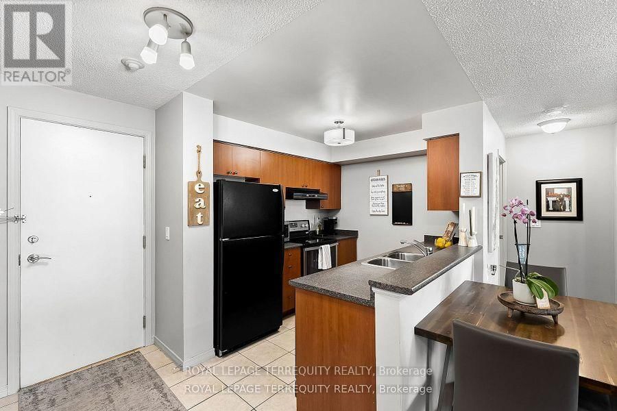 217 - 3650 KINGSTON ROAD Image 12