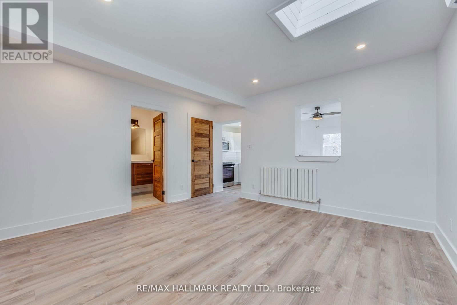 Upper - 327 KENILWORTH AVENUE Image 2