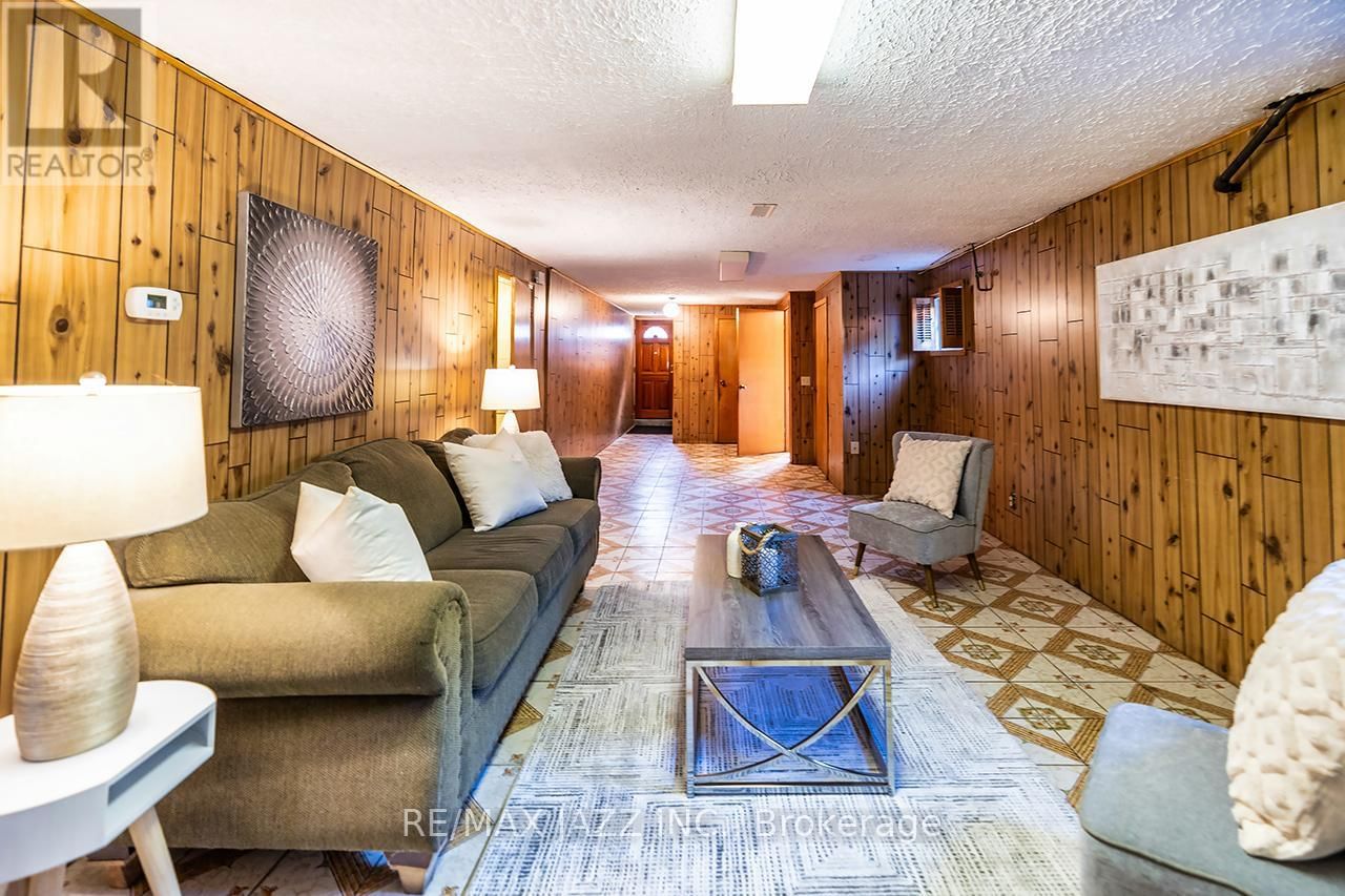 28 PILOT STREET Image 24