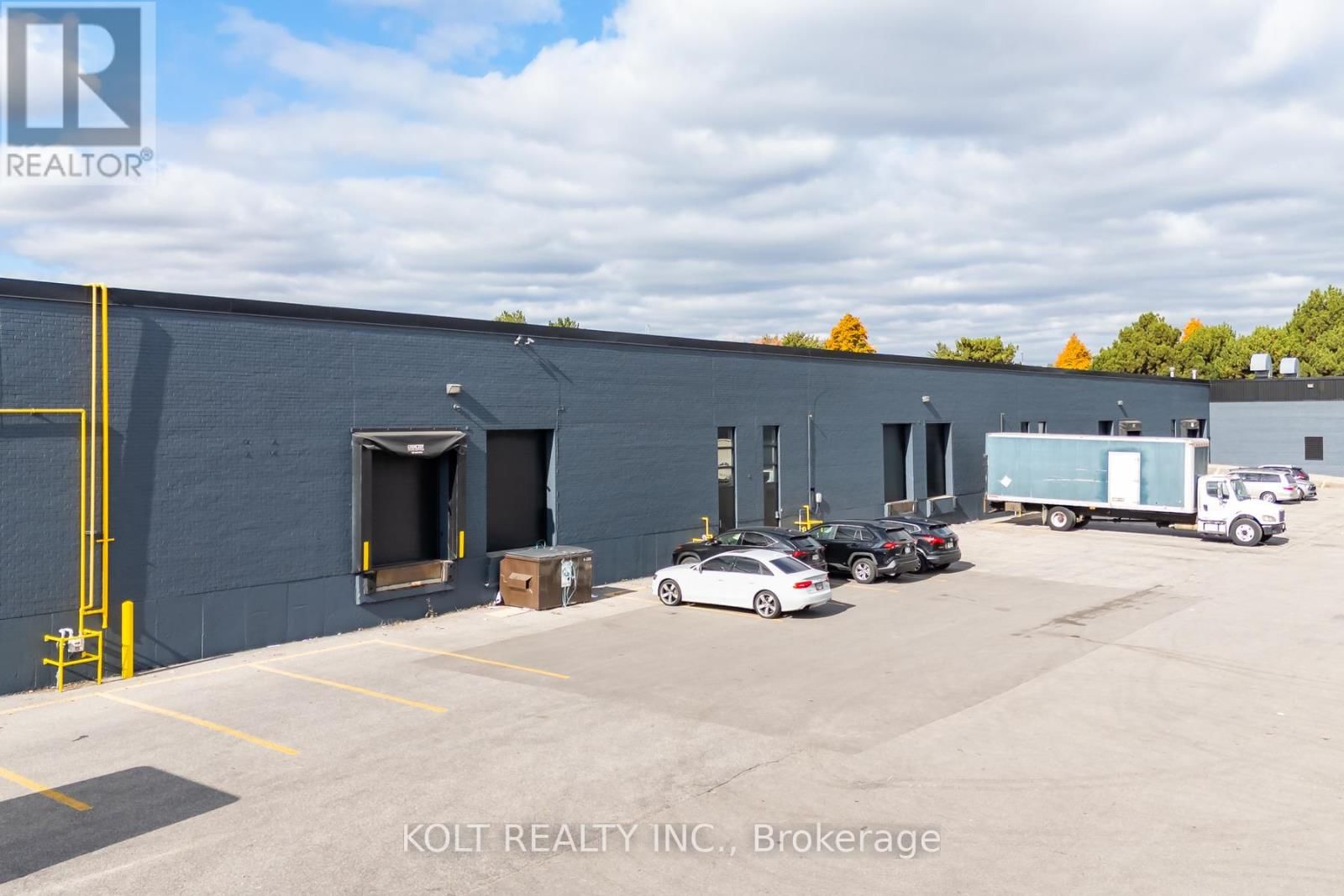 62 NOVOPHARM COURT Image 6