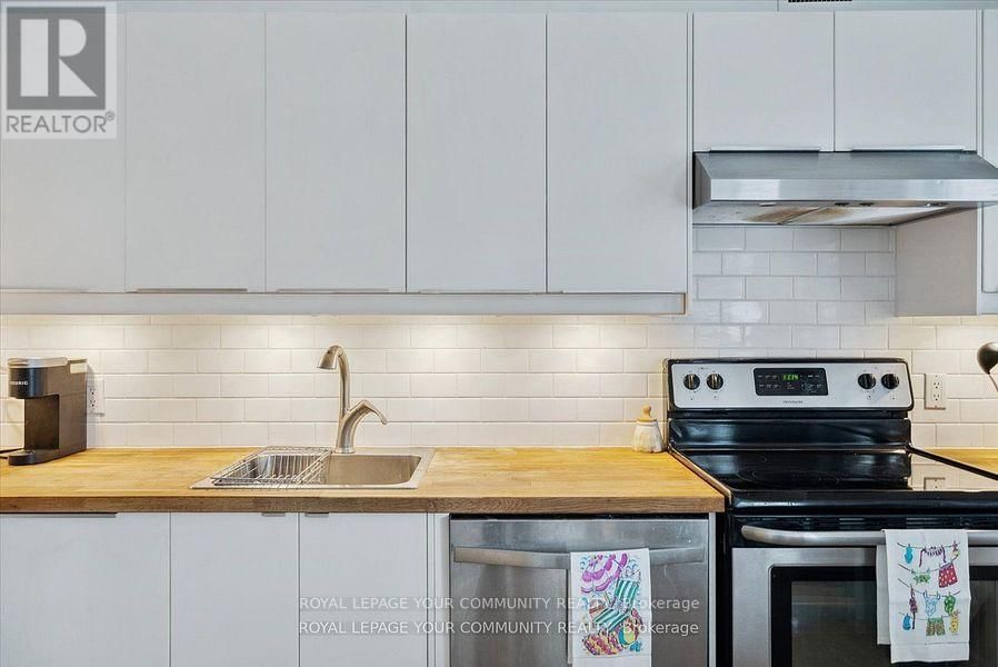 201 - 60 KIPPENDAVIE AVENUE Image 11