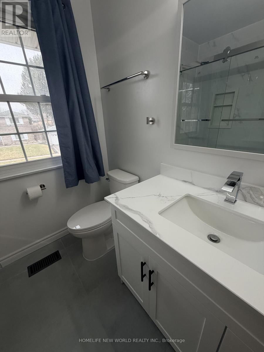 62 LANDFAIR CRESCENT Image 33