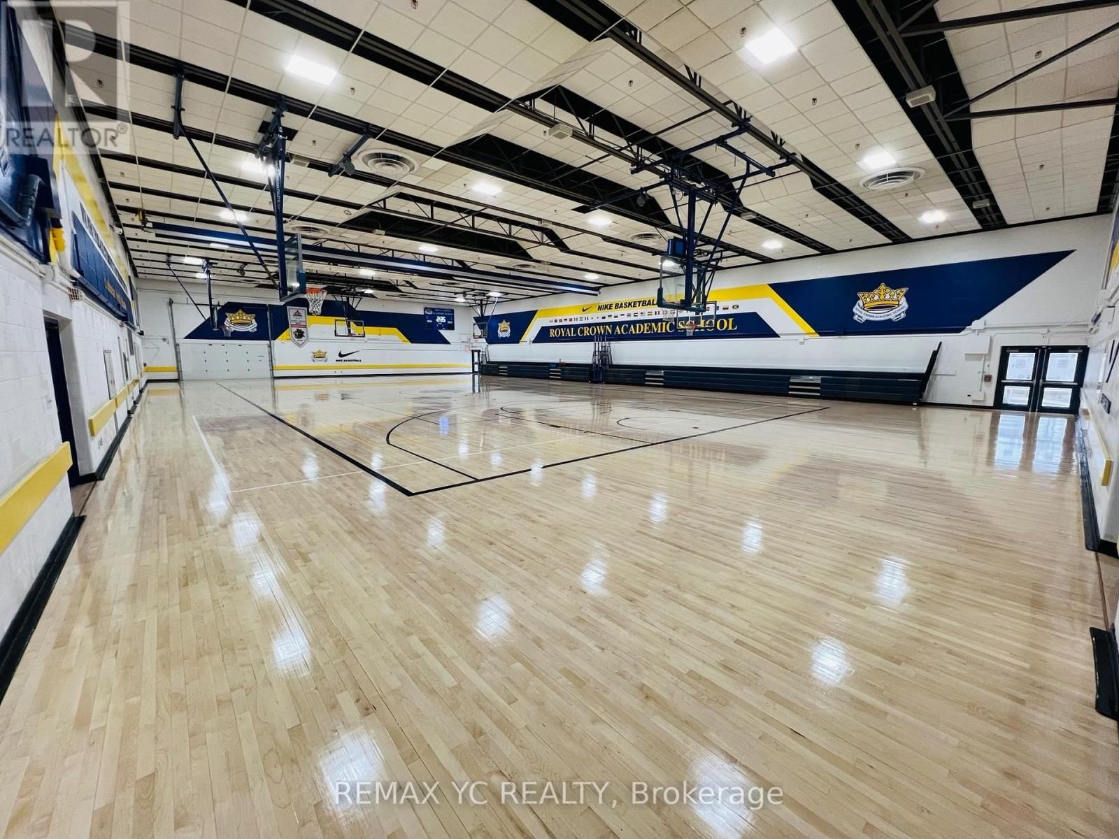 4620 FINCH AVENUE EAST Image 1