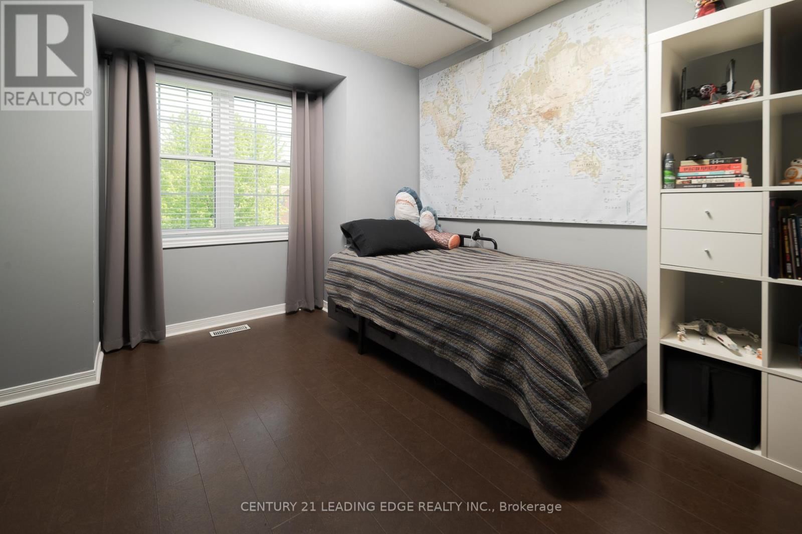 5048 WILLIAM STREET Image 28