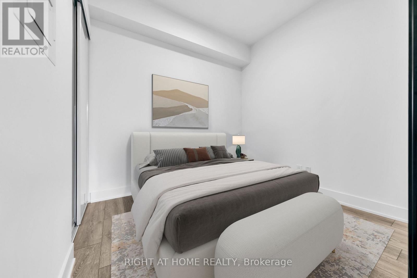 403 - 1285 QUEEN STREET EAST Image 12