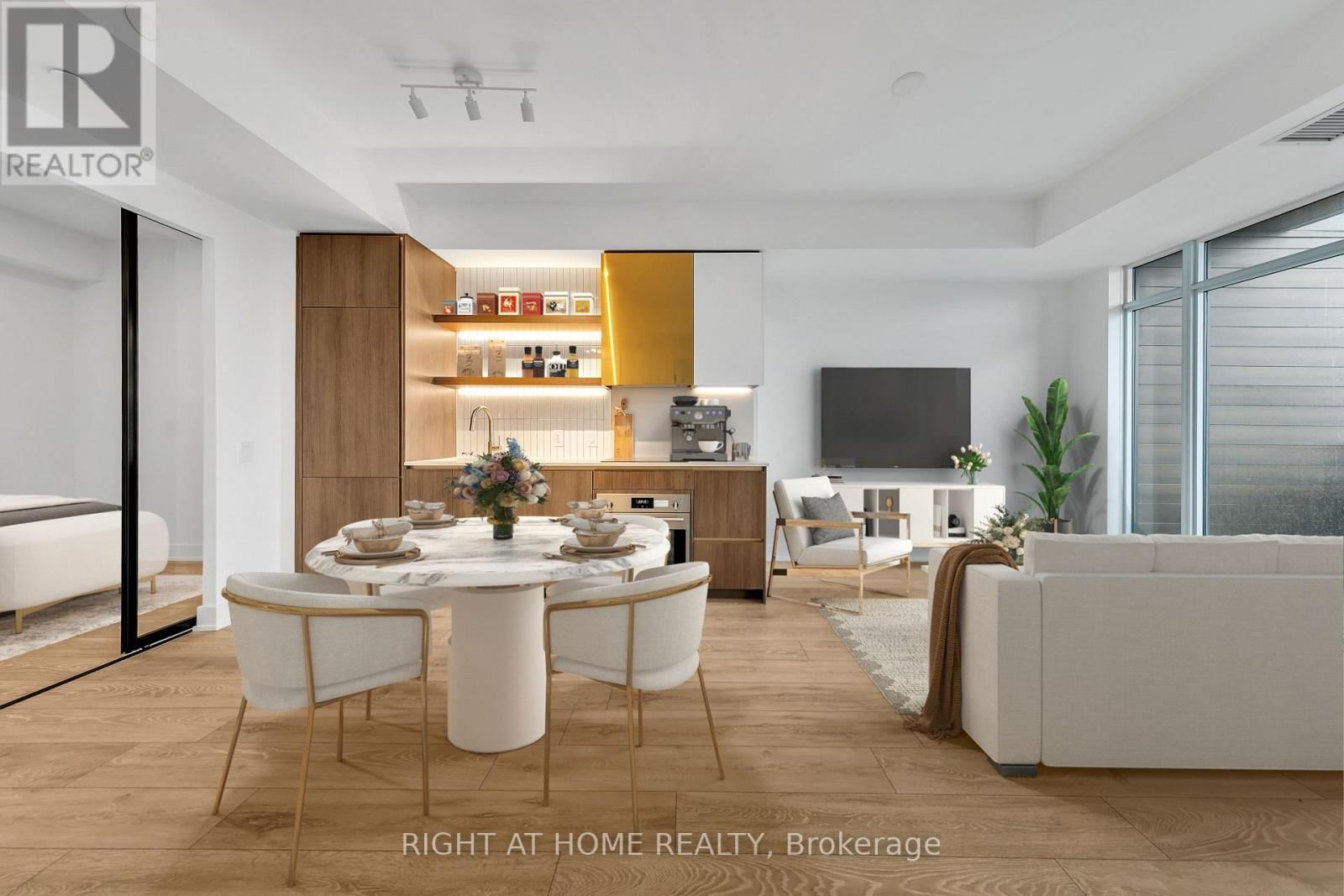 403 - 1285 QUEEN STREET EAST Image 4