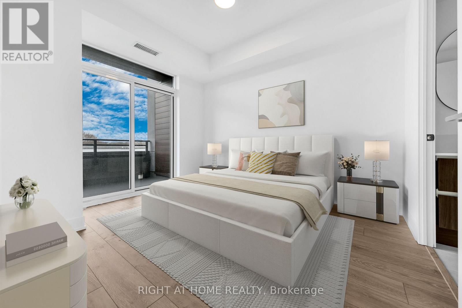 403 - 1285 QUEEN STREET EAST Image 9