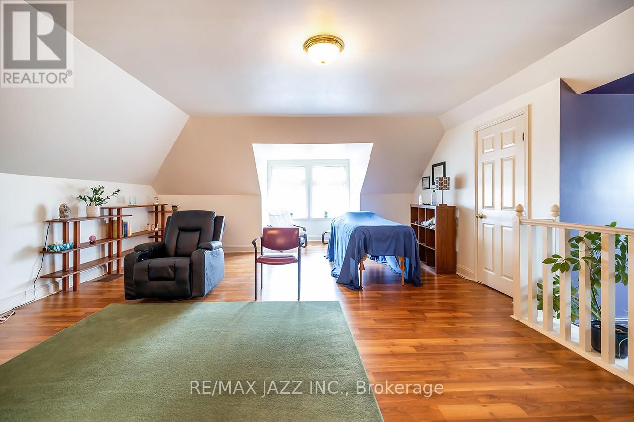 231 KING STREET EAST Image 22