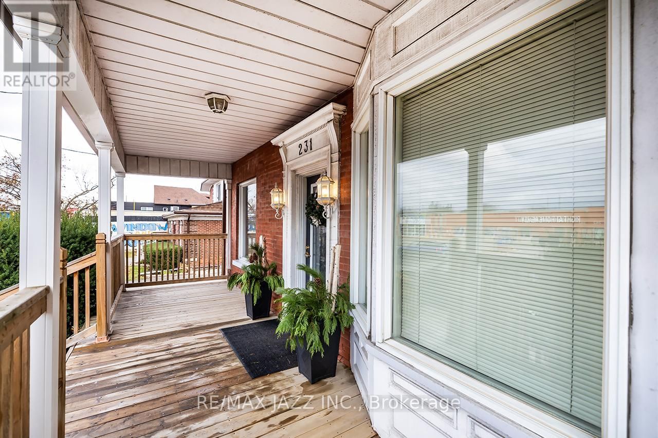 231 KING STREET EAST Image 3