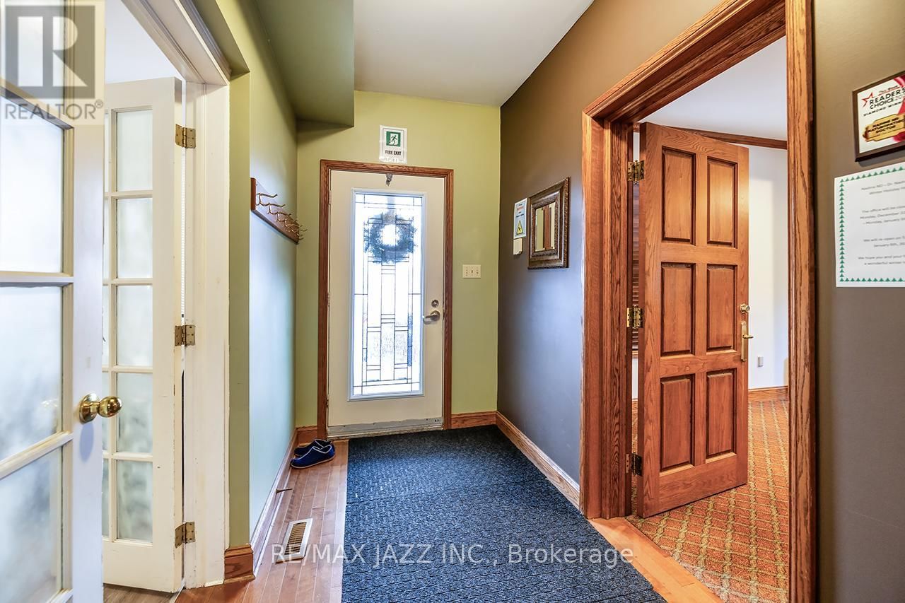 231 KING STREET EAST Image 5