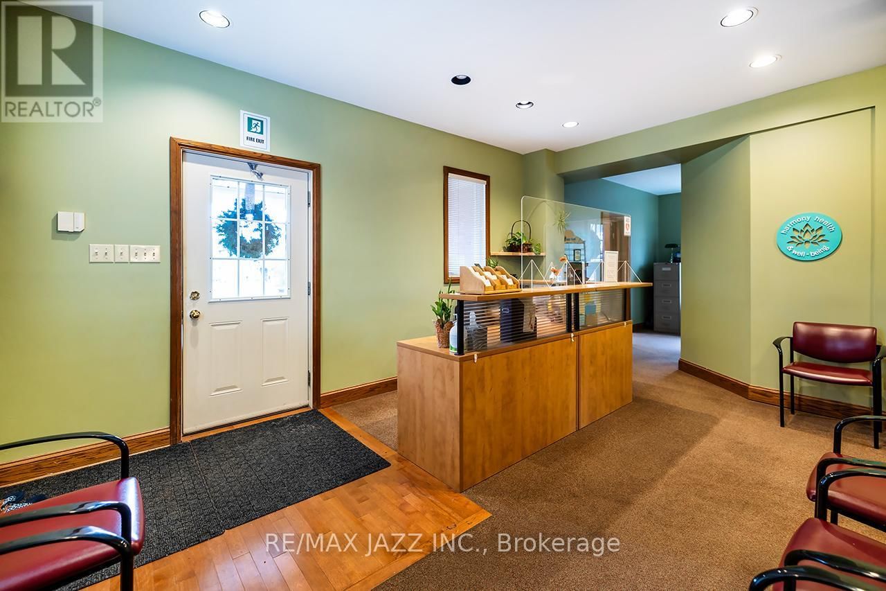 231 KING STREET EAST Image 9