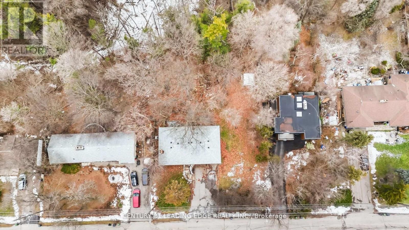 541 ROUGE HILLS DRIVE Image 40