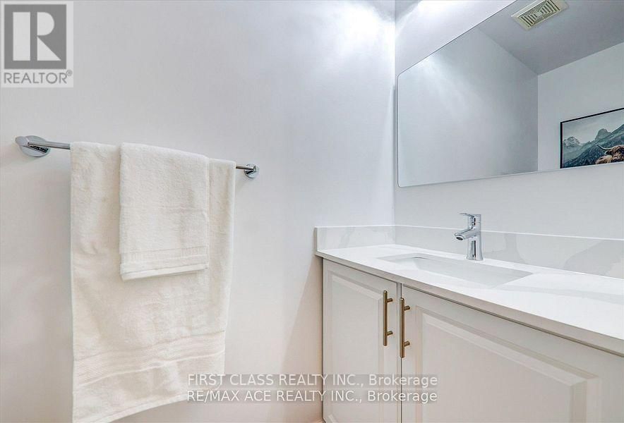 Main - 65 RYDER CRESCENT Image 16