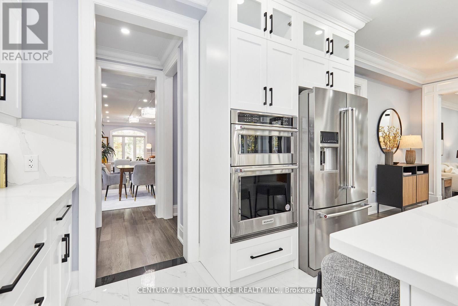 24 LARWOOD BOULEVARD Image 24