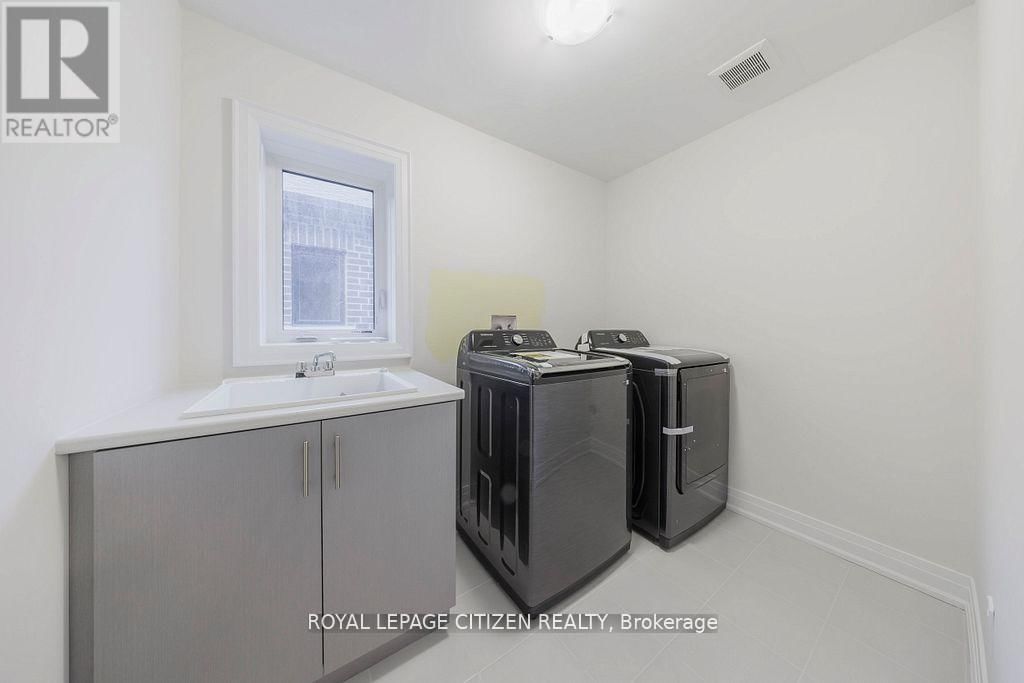 26 WESLEY BROOKS STREET Image 24