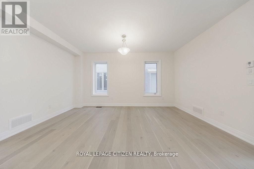 26 WESLEY BROOKS STREET Image 7