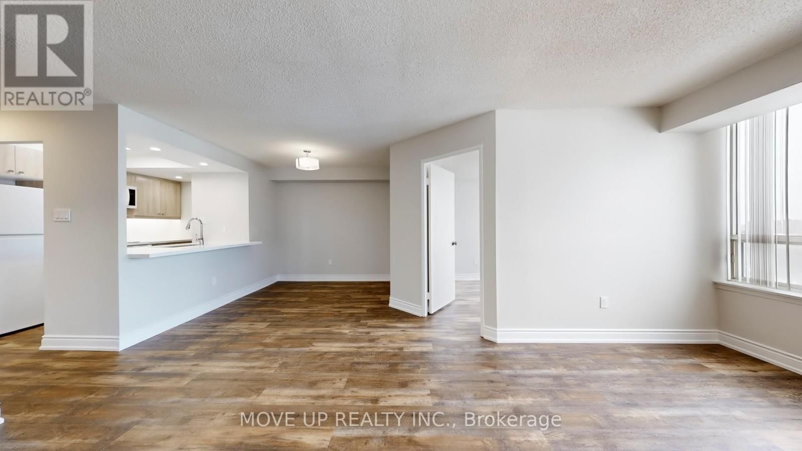 1511 - 5 GREYSTONE WALK DRIVE Image 12