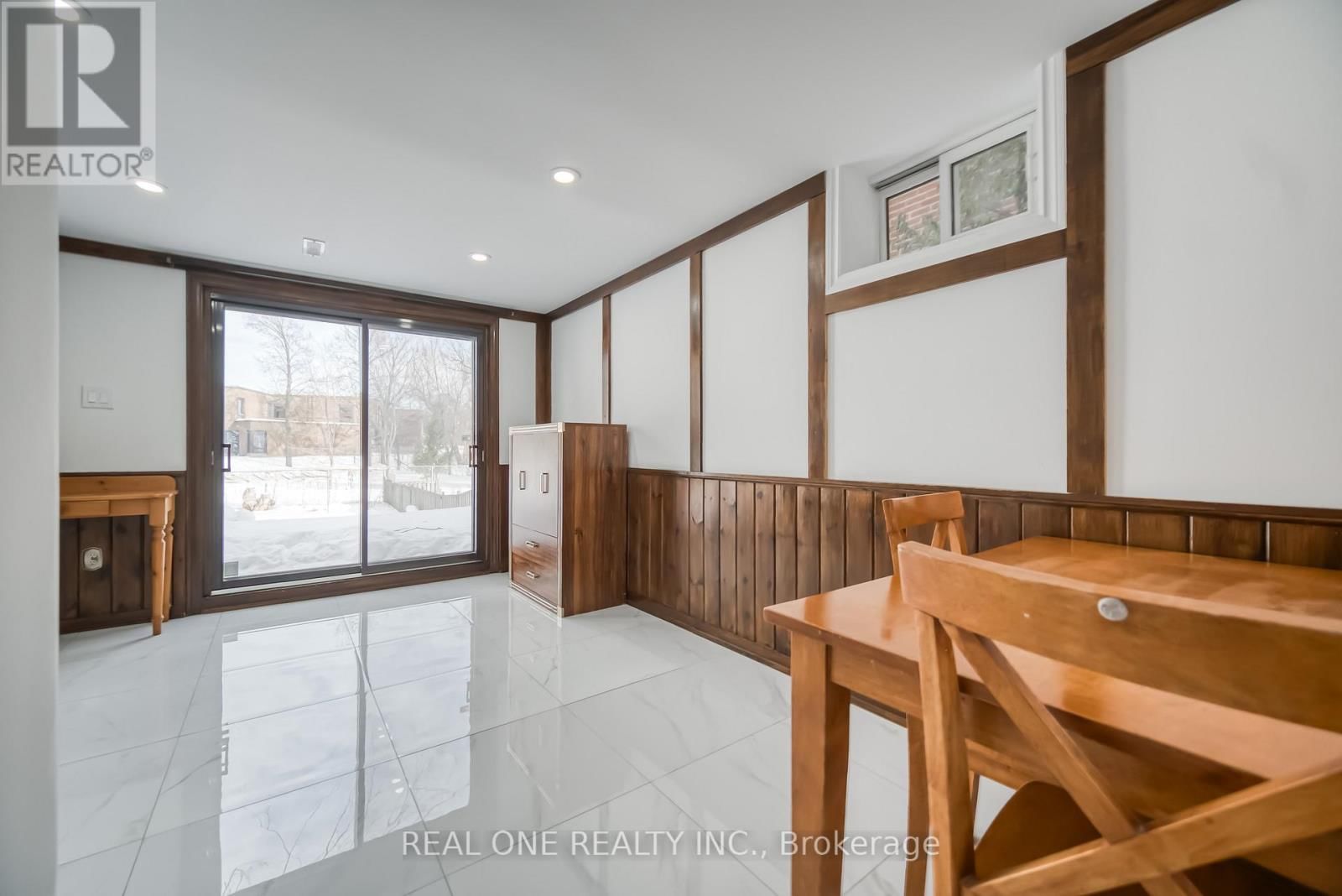 Bsmt - 106 DEANSCROFT SQUARE Image 26