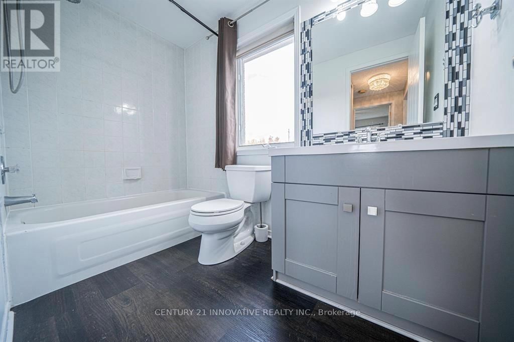 2678 TRULLS ROAD SOUTH Image 41