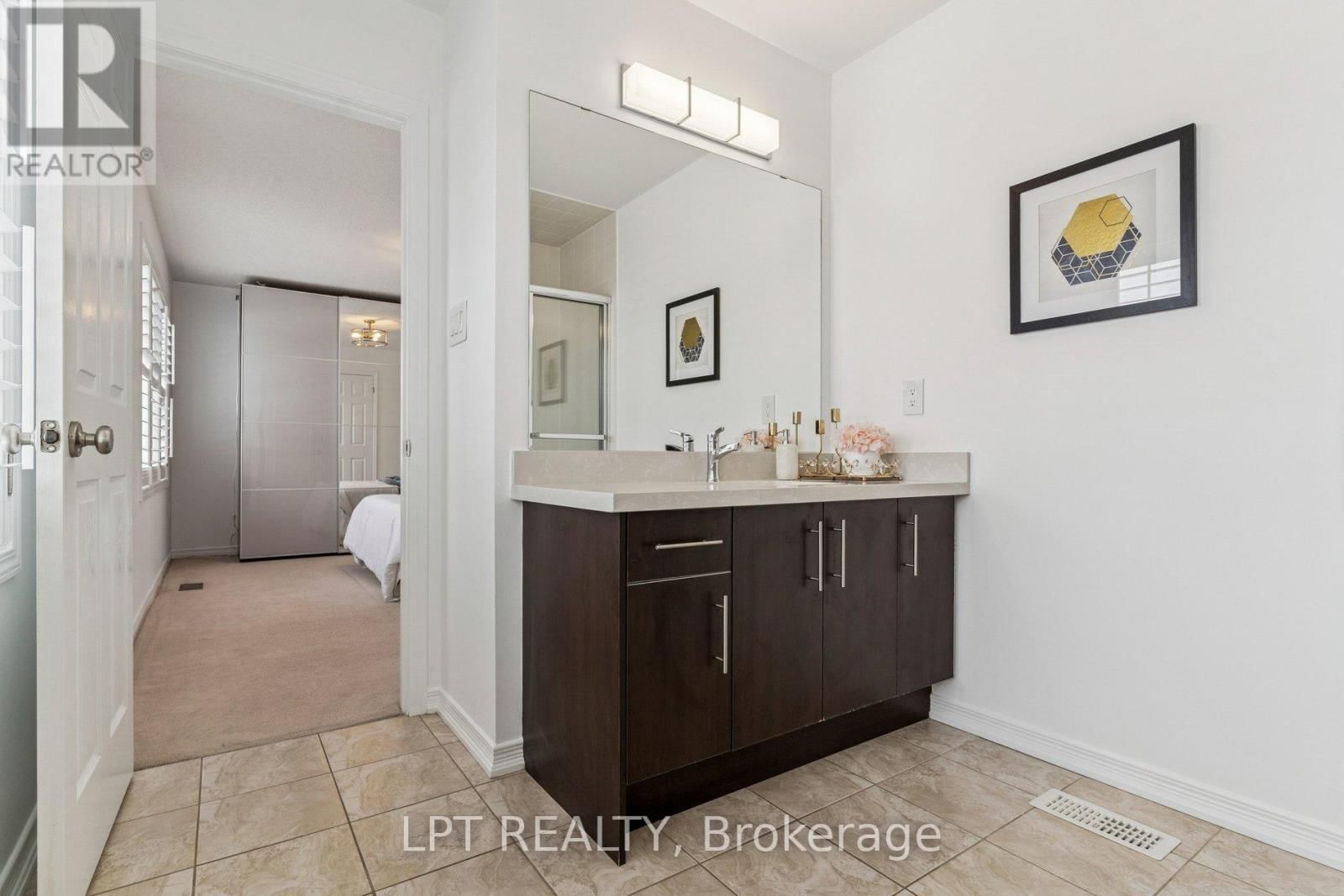 61 MINERVA AVENUE Image 27