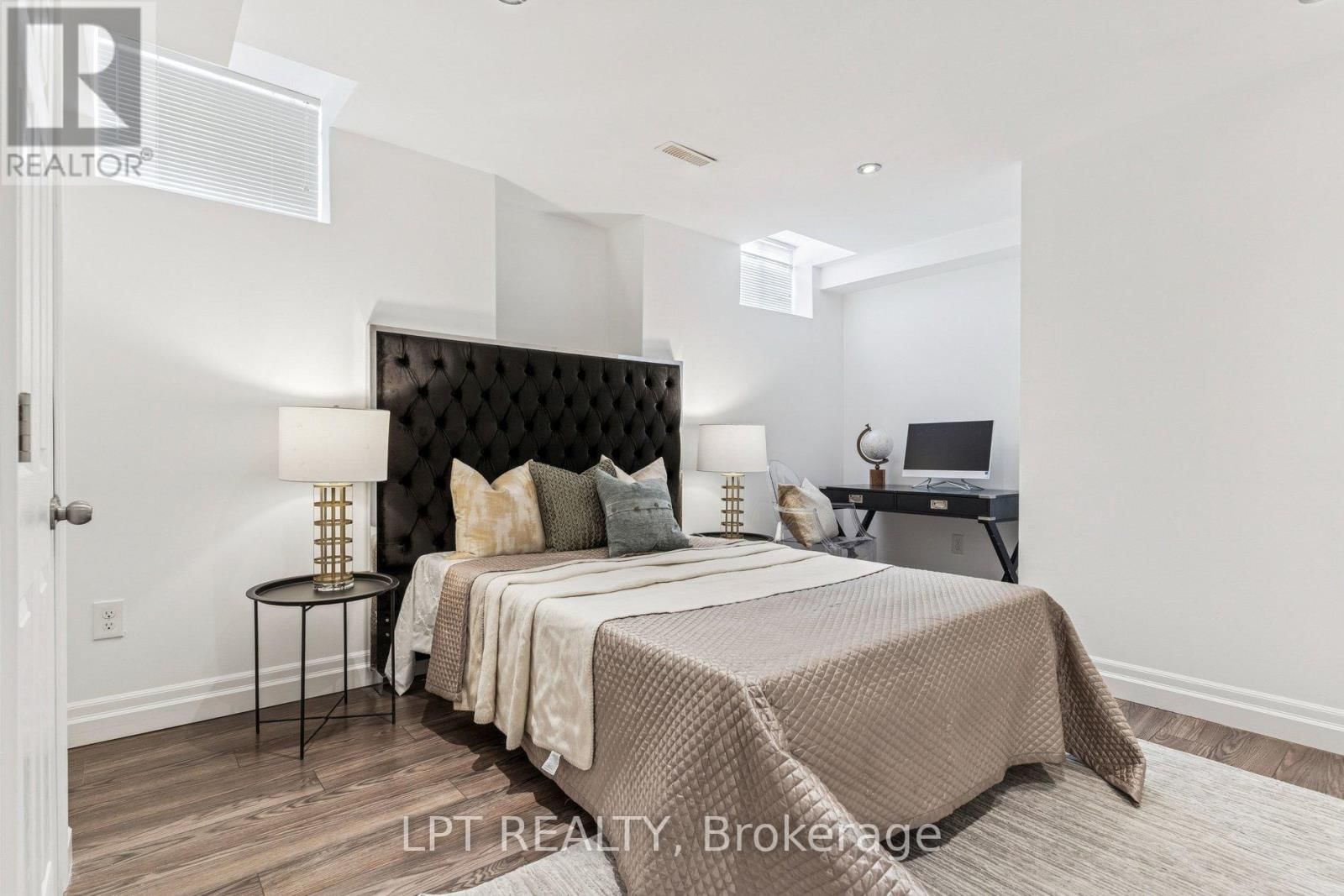 61 MINERVA AVENUE Image 36