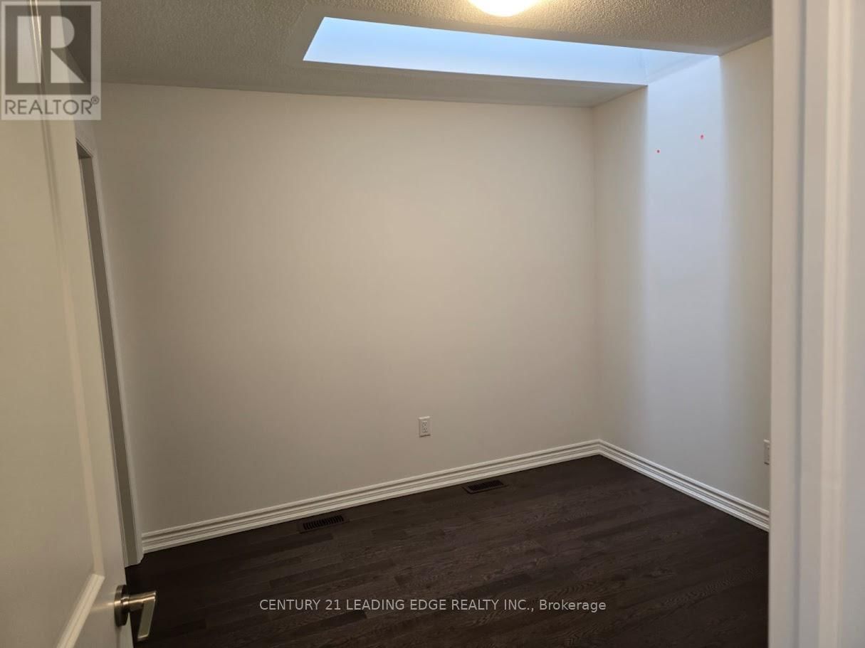 10 REIGATE AVENUE Image 14