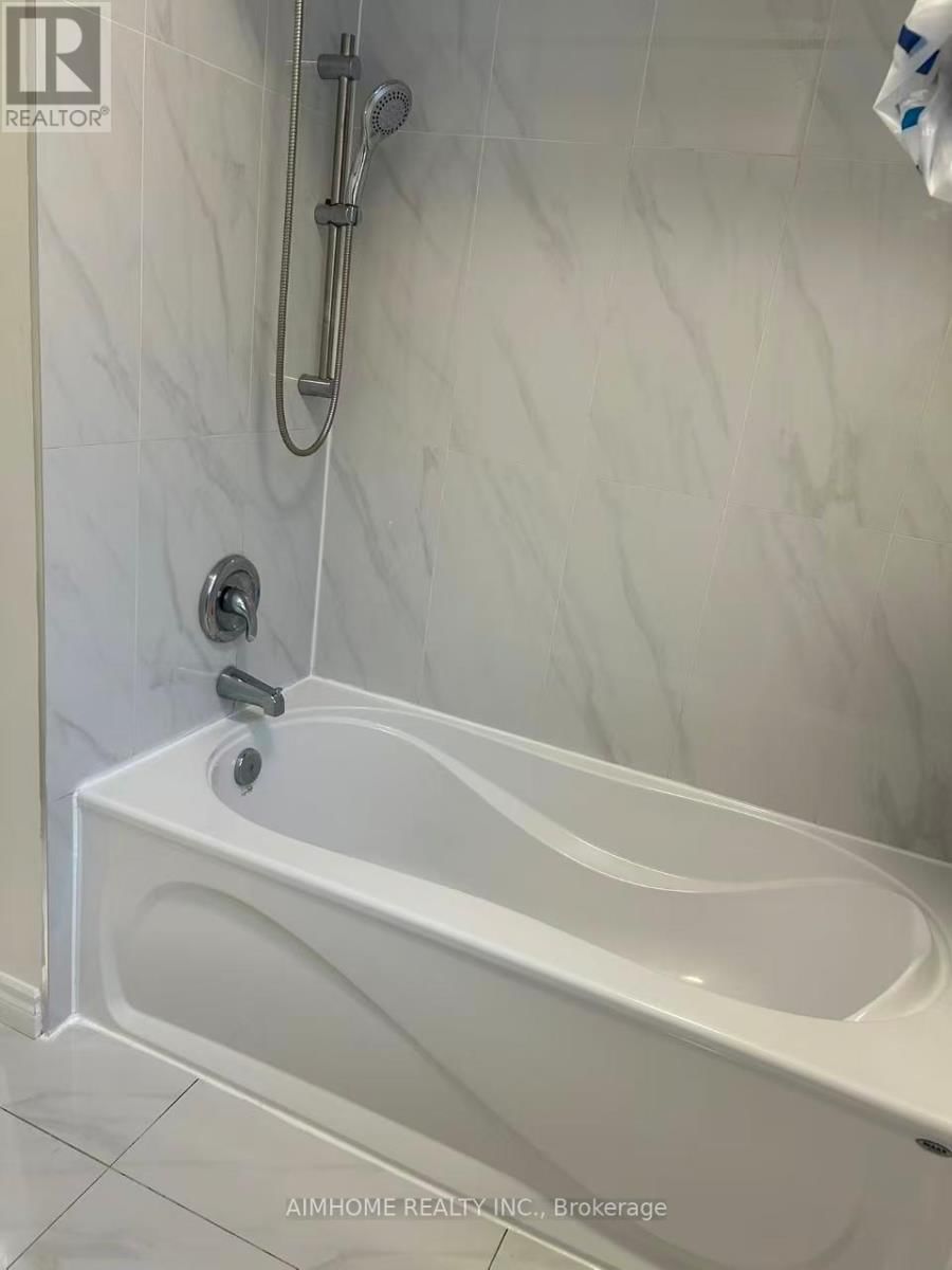 60 PLUM BROOK CRESCENT Image 19