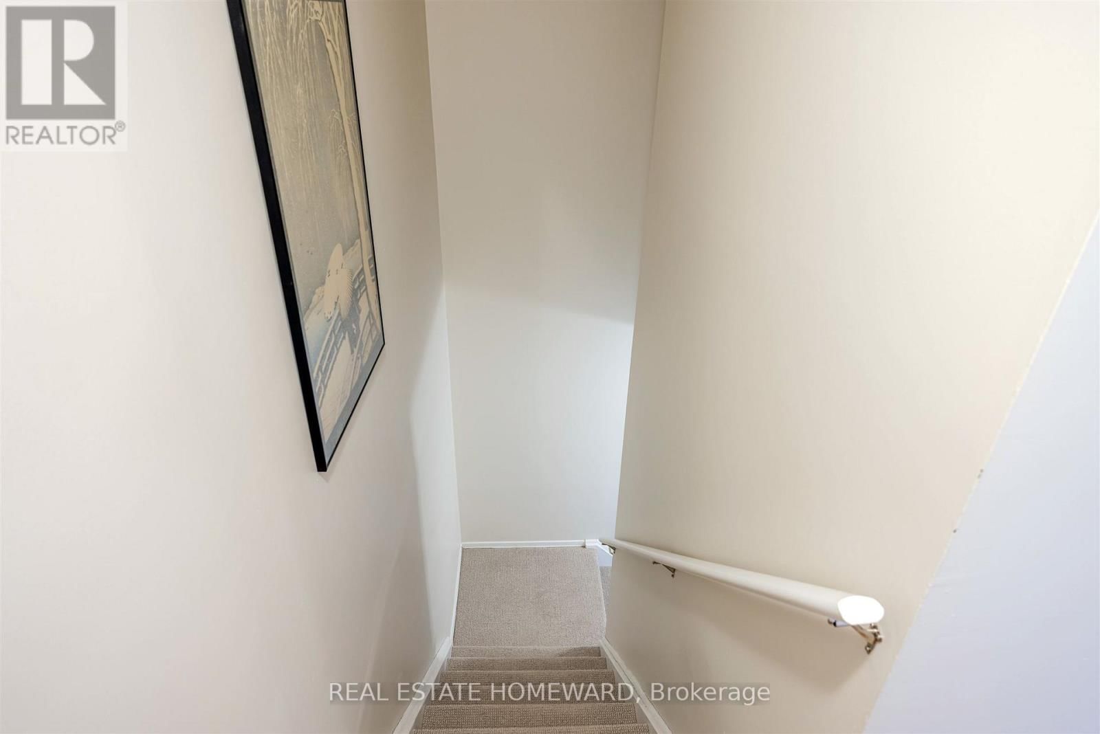 23 - 1975 MEMORY LANE Image 12