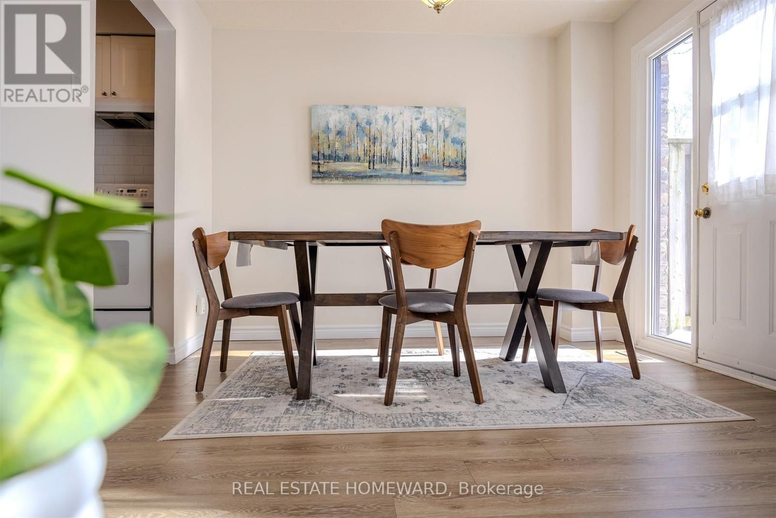 23 - 1975 MEMORY LANE Image 6