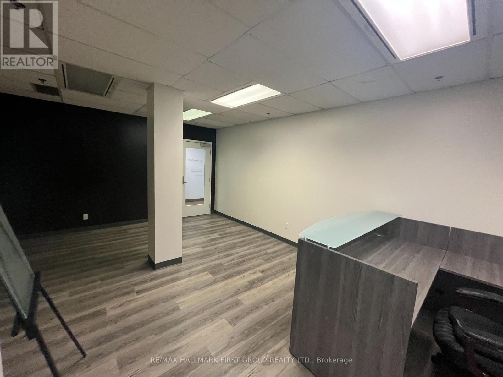 303 - 230 WESTNEY ROAD SOUTH Image 10