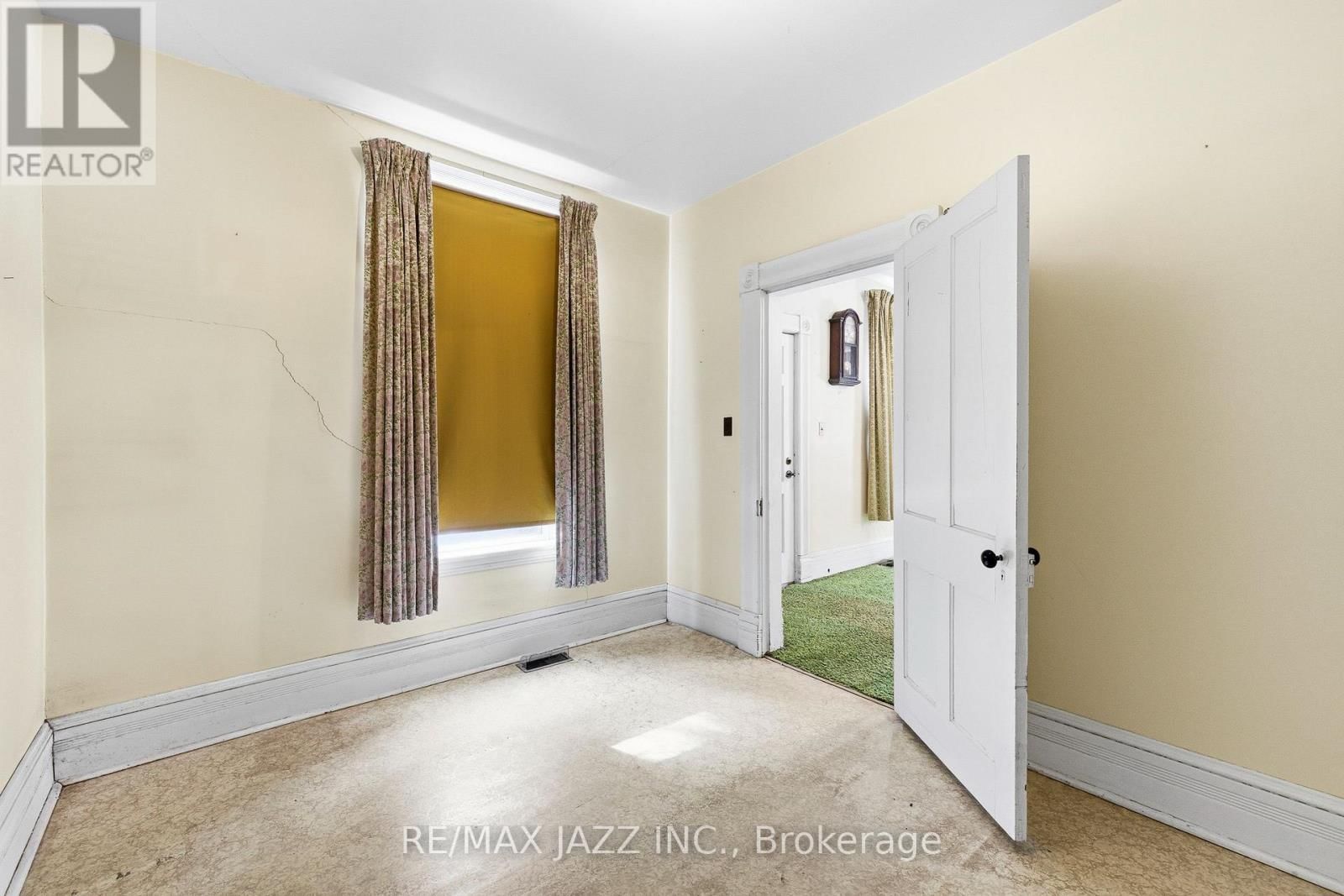 3070 TAUNTON ROAD EAST Image 18