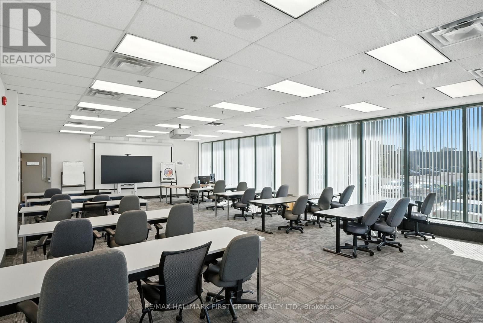 401 - 230 WESTNEY ROAD SOUTH Image 26