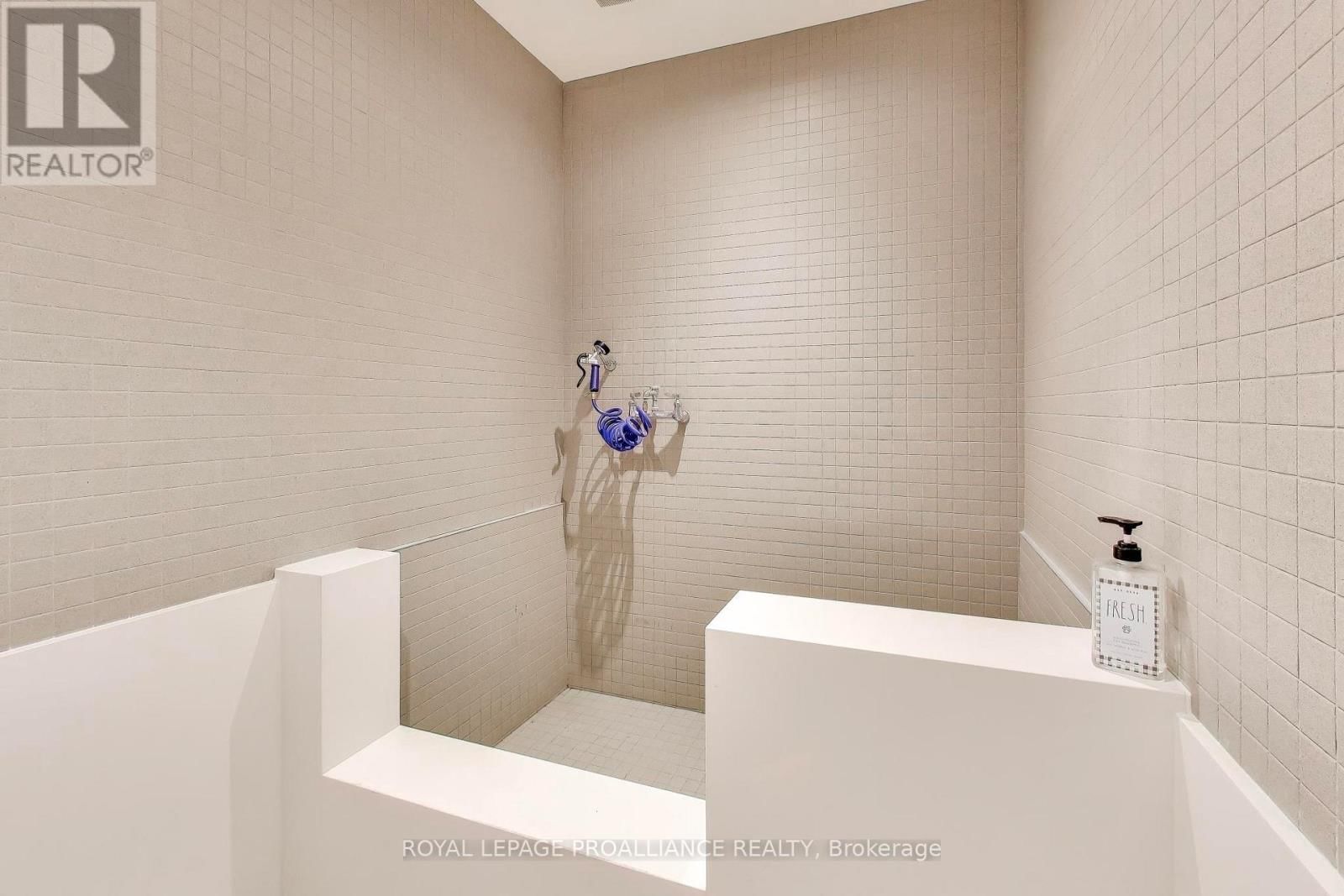 206 - 1285 QUEEN STREET EAST Image 30