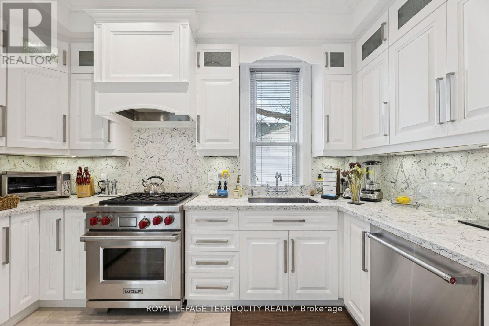 567 KINGSTON ROAD WEST Image 14