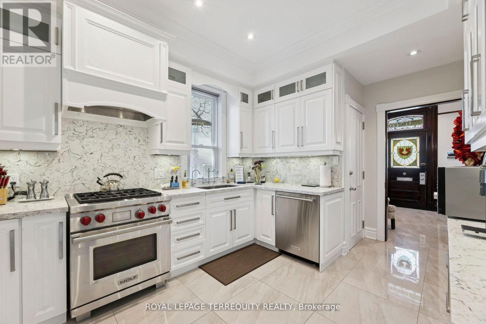 567 KINGSTON ROAD WEST Image 17