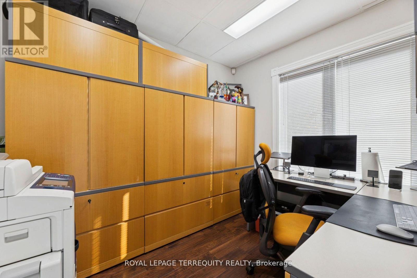 567 KINGSTON ROAD WEST Image 21