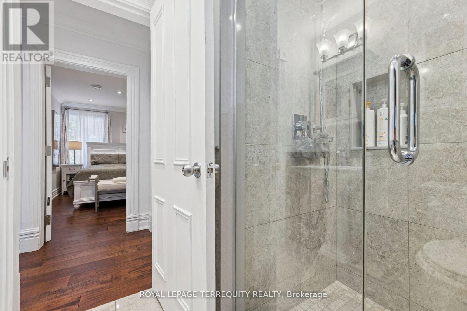 567 KINGSTON ROAD WEST Image 36