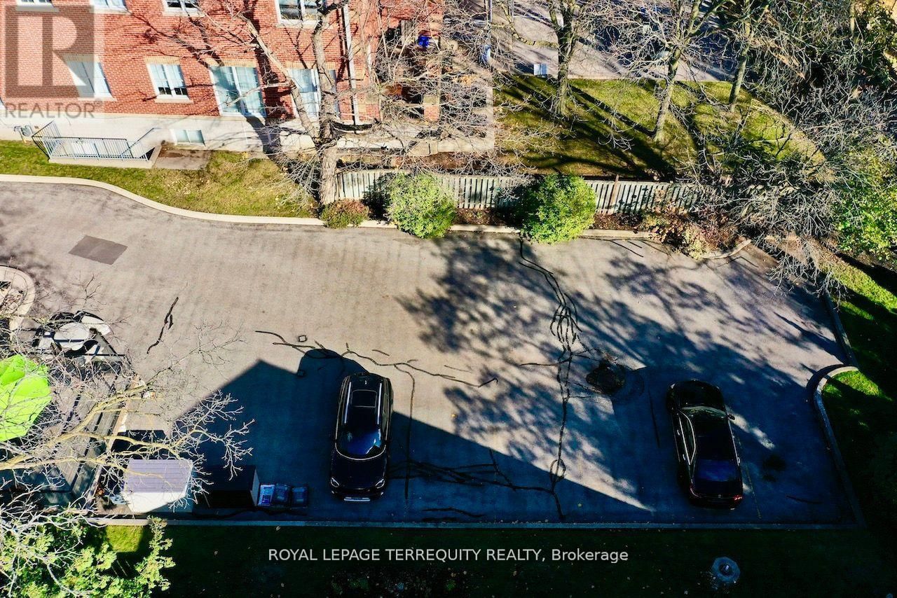 567 KINGSTON ROAD WEST Image 38