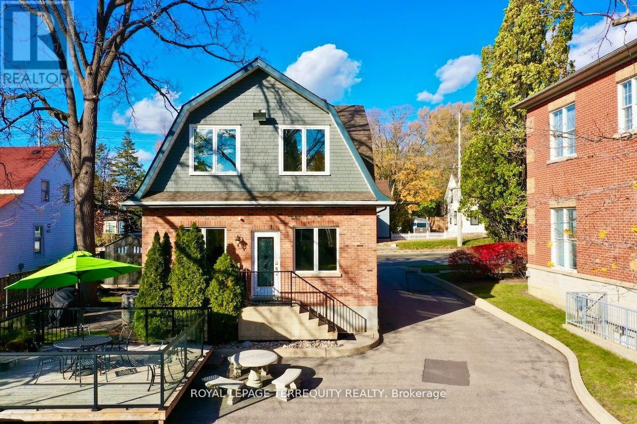 567 KINGSTON ROAD WEST Image 43