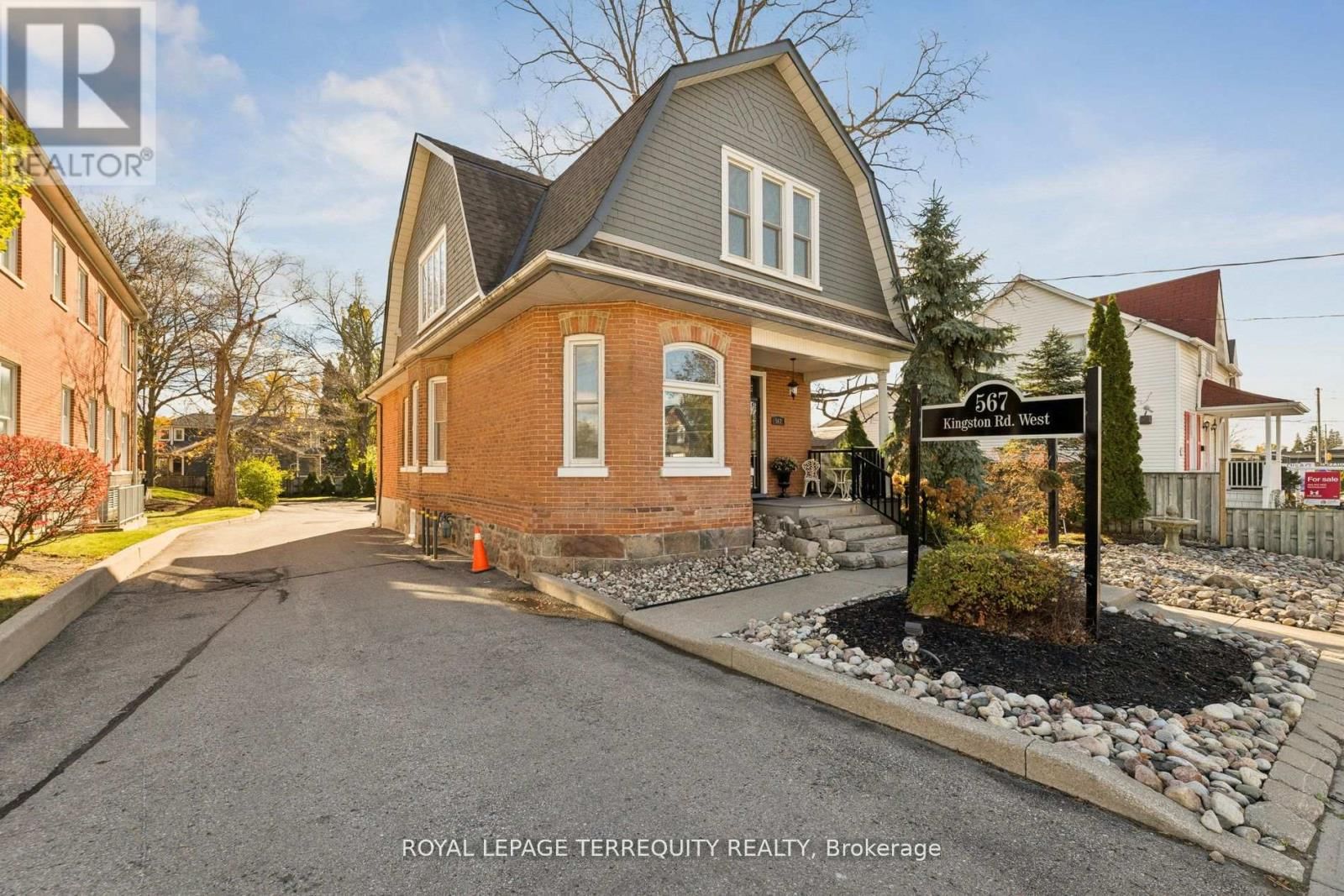 567 KINGSTON ROAD WEST Image 45