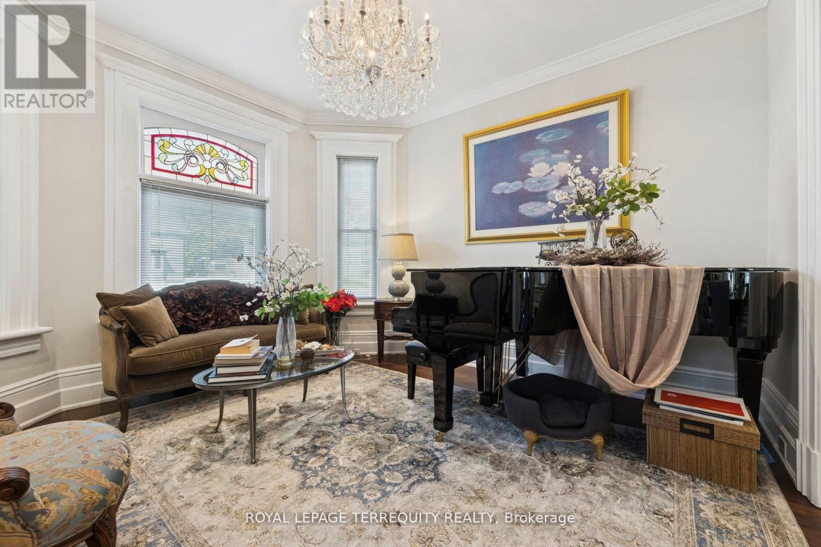 567 KINGSTON ROAD WEST Image 9