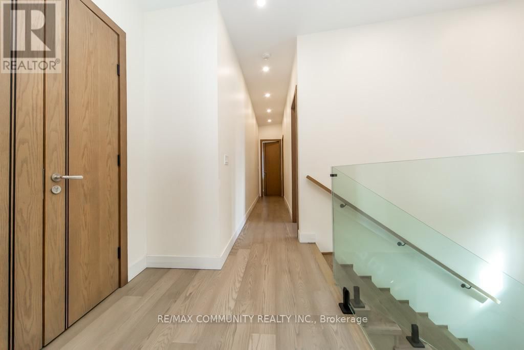 Main - 475 WILSON ROAD NORTH Image 25