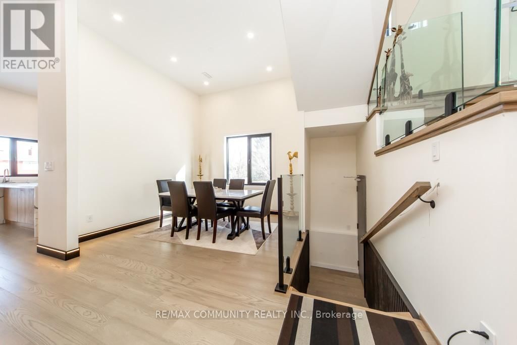 Main - 475 WILSON ROAD NORTH Image 8