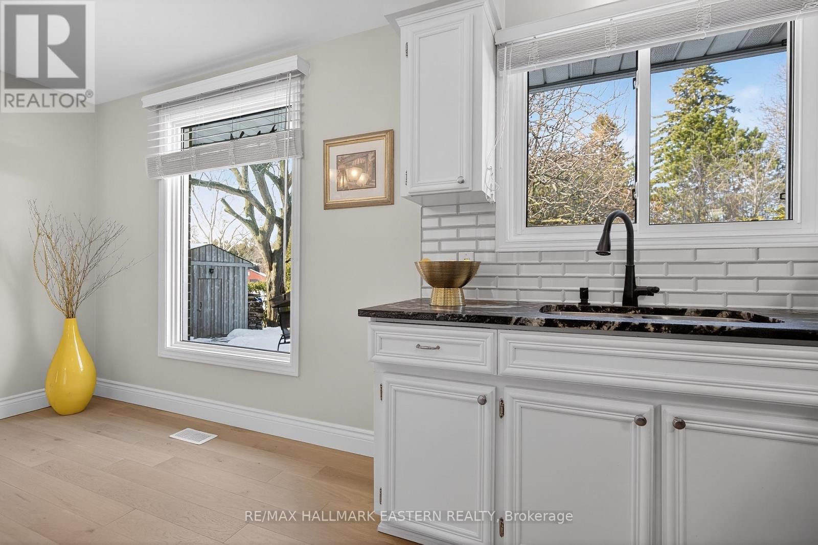 946 BEAUFORT COURT Image 16