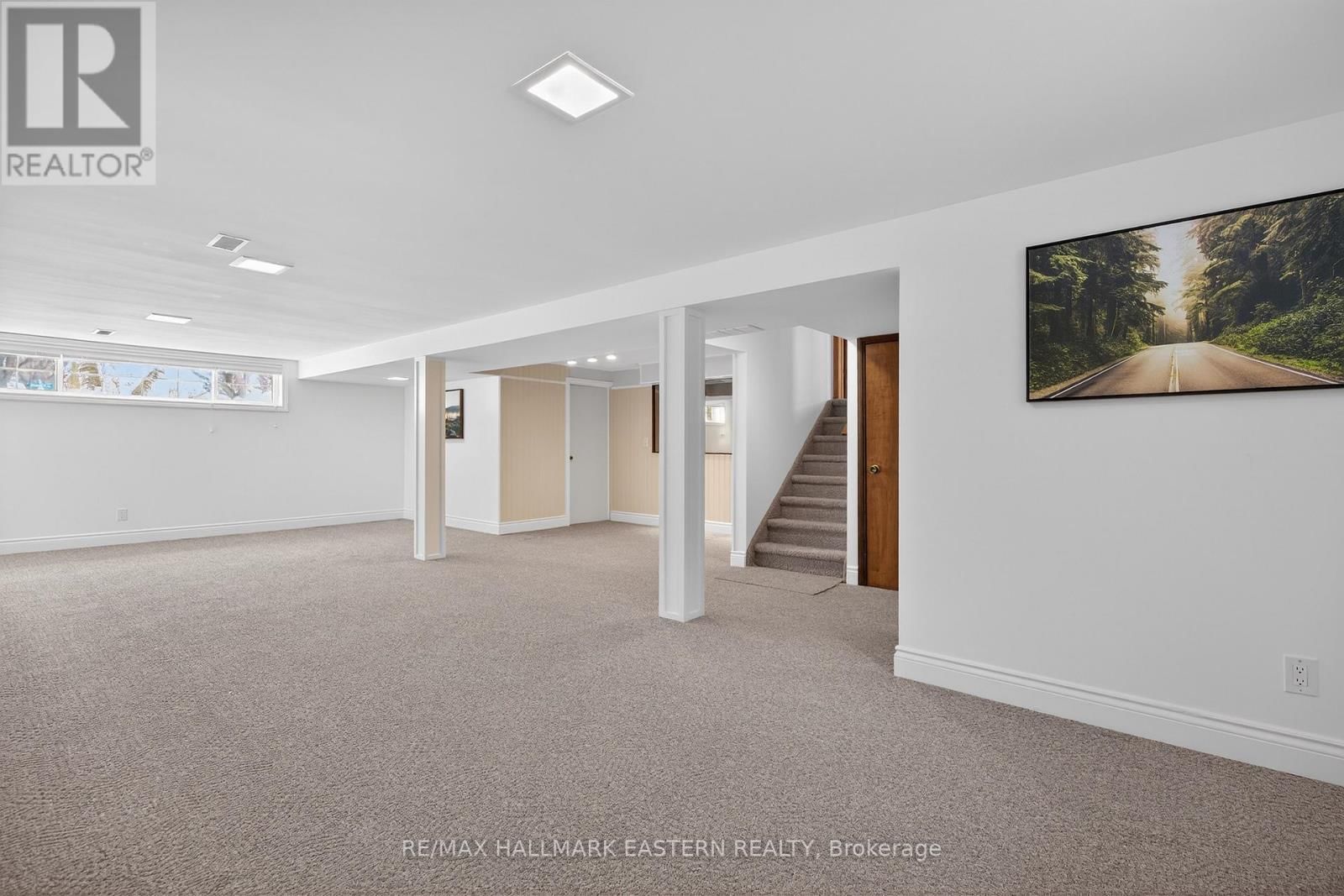 946 BEAUFORT COURT Image 36