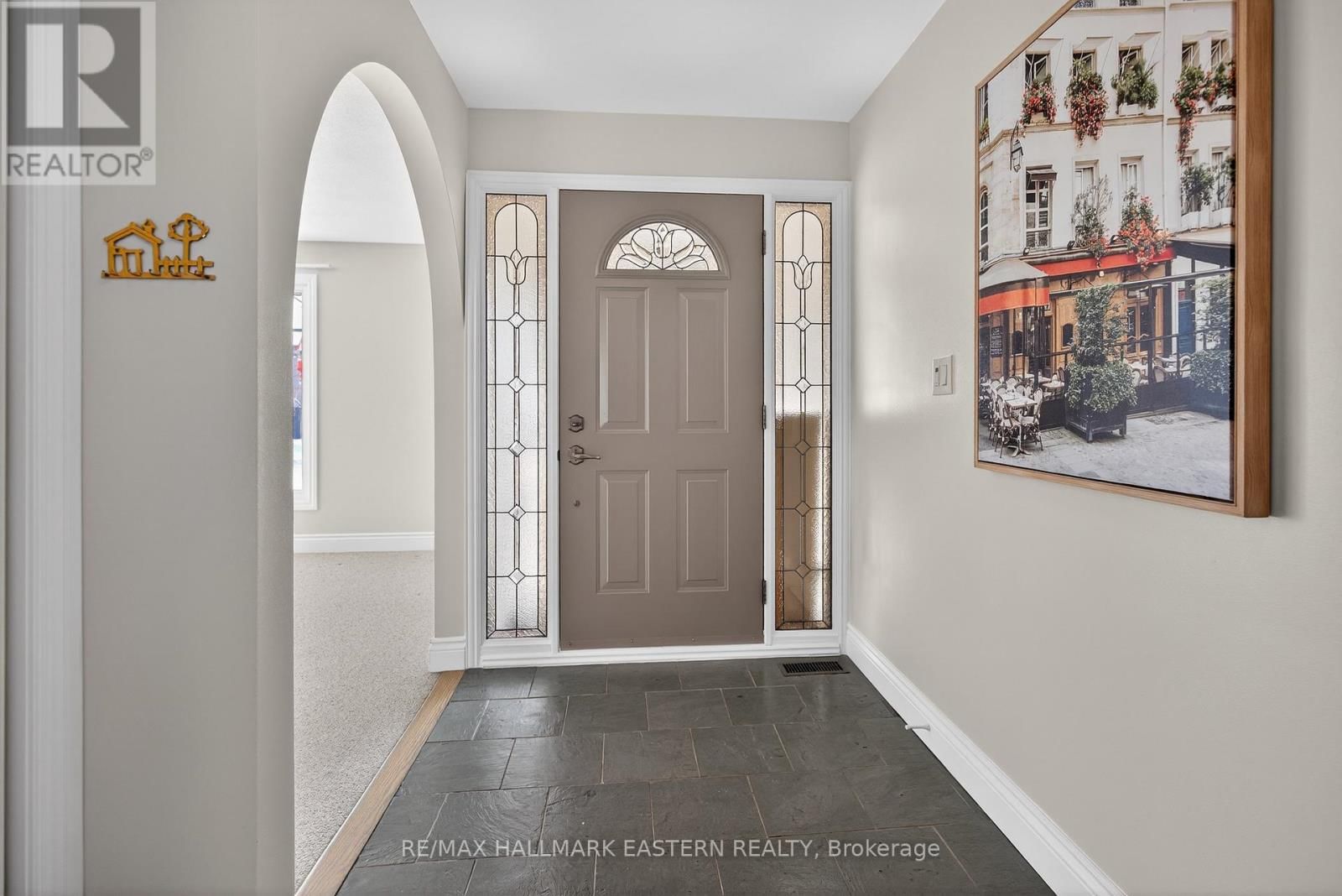 946 BEAUFORT COURT Image 7