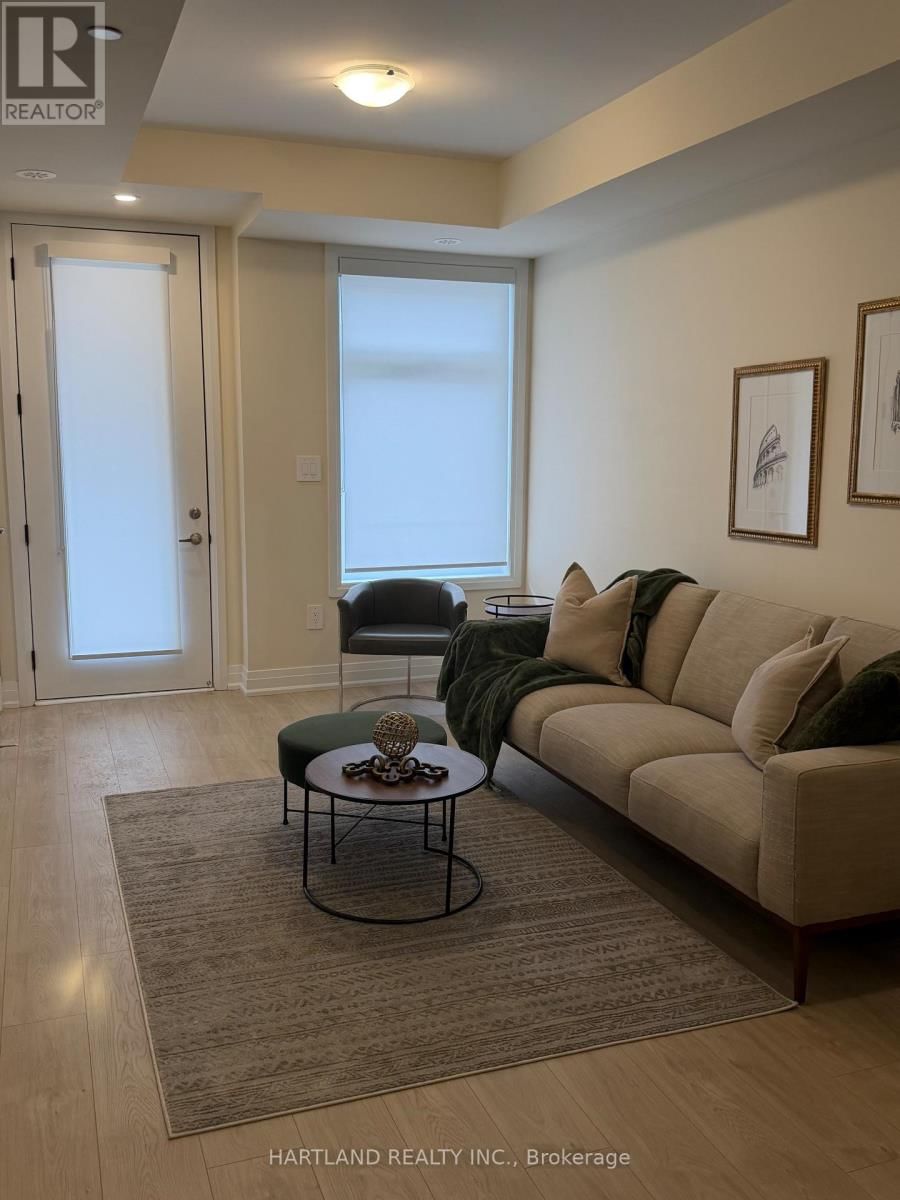 127 - 755 OMEGA DRIVE Image 11