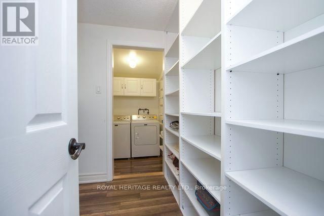 11 HERITAGE LANE Image 23