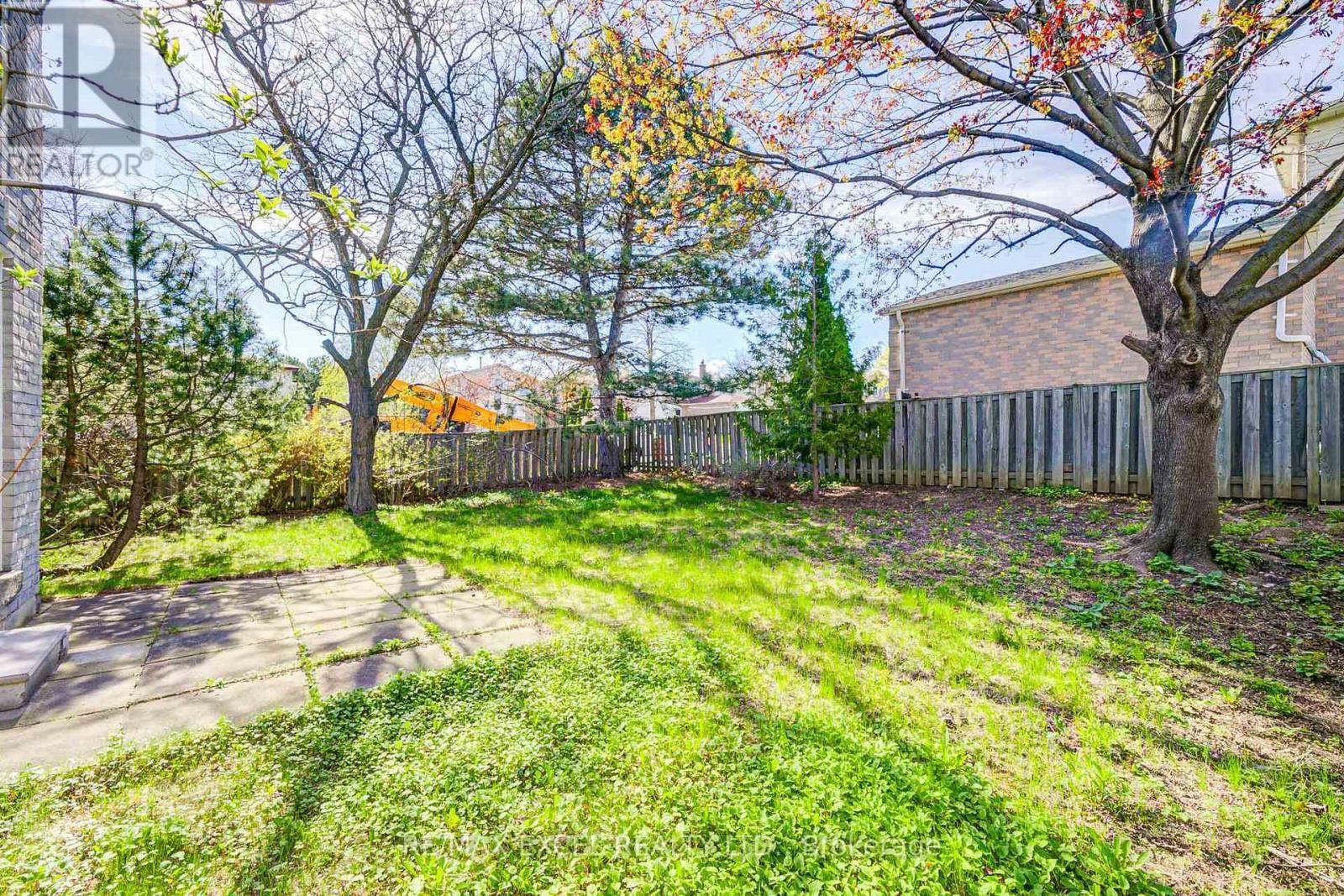 158 INGLETON BOULEVARD Image 50