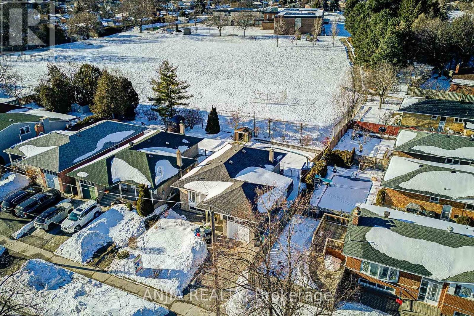 36 BIRCHARD STREET Image 6